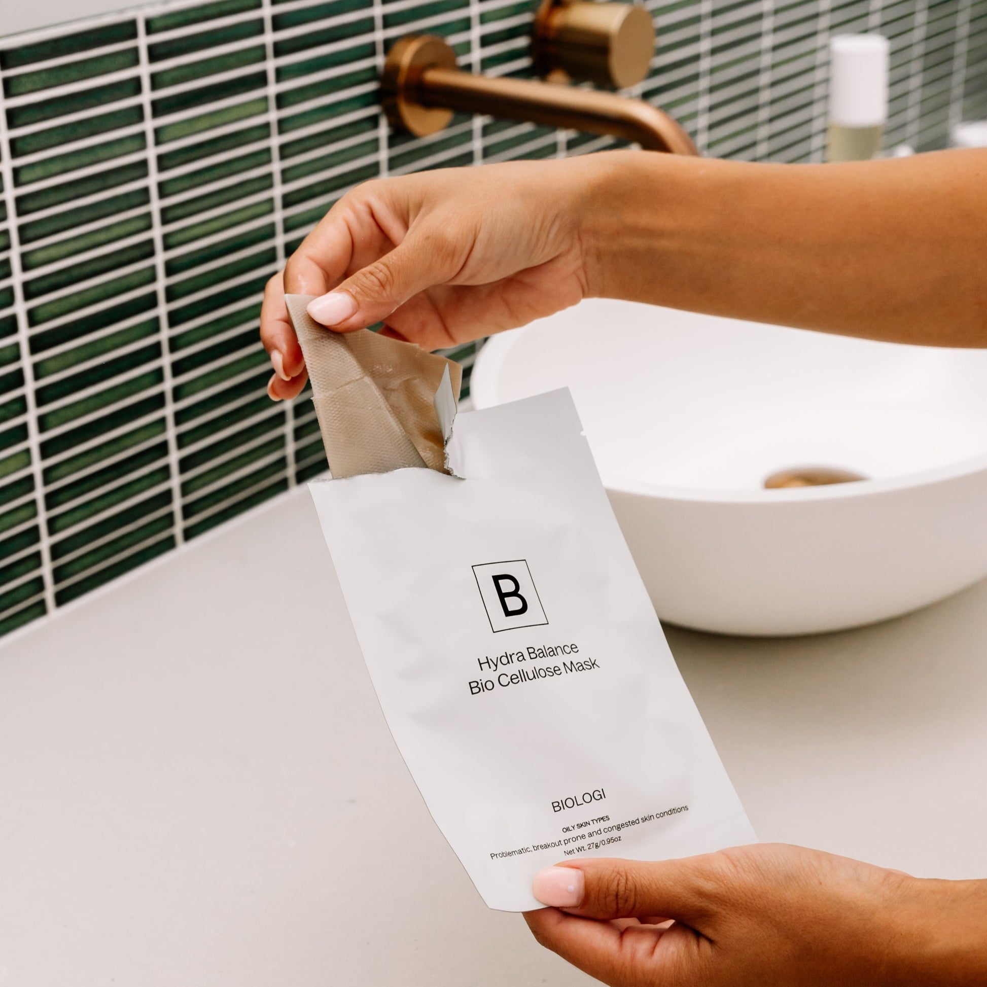 Hydra Balance Bio Cellulose Sheet Mask - Margot body